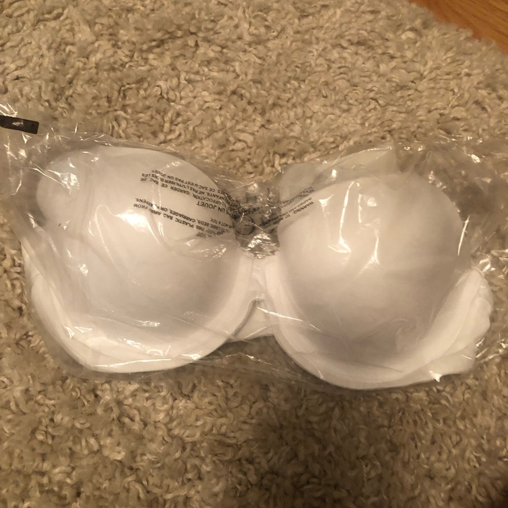 Victoria’s Secret Body By Victoria Bra
